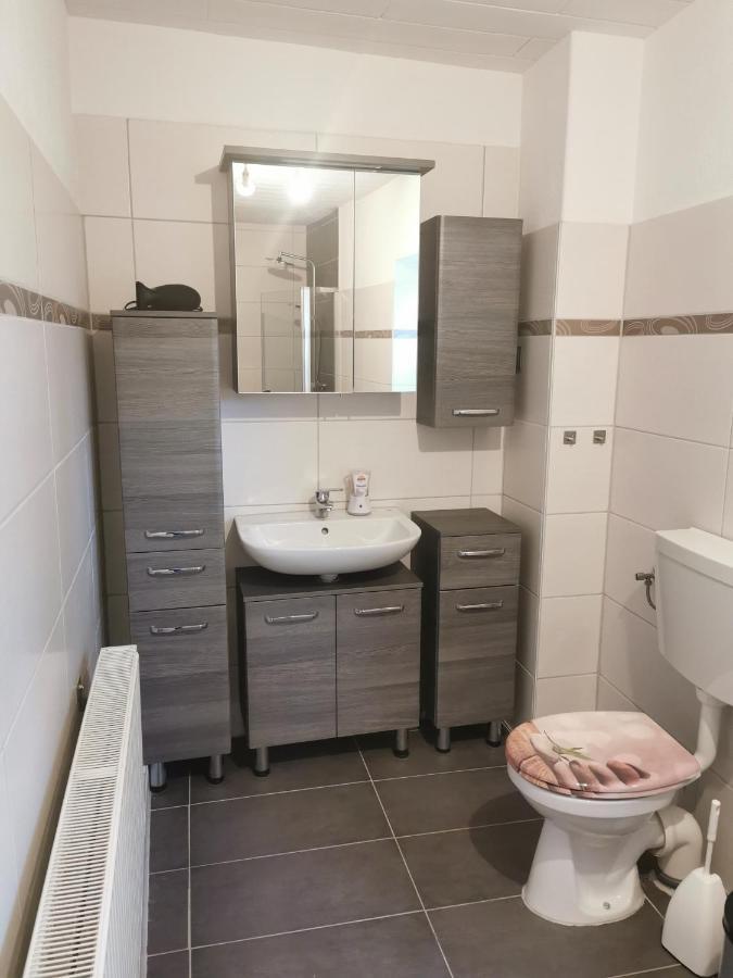 Ferienwohnung Am Stadtrand Garz Ruegen エクステリア 写真